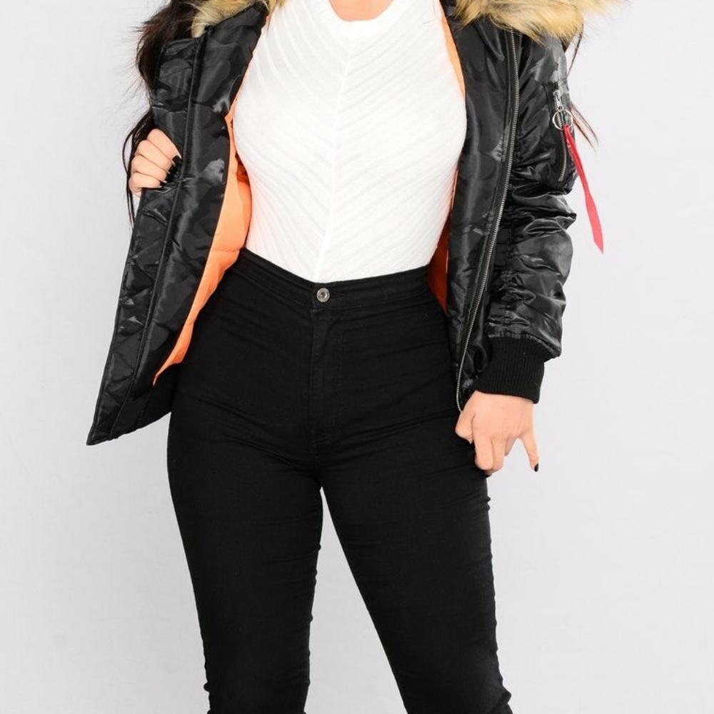Fashion Nova bomber jacket black size small
